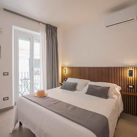 Humboldt Luxury Rooms Таормина Экстерьер фото