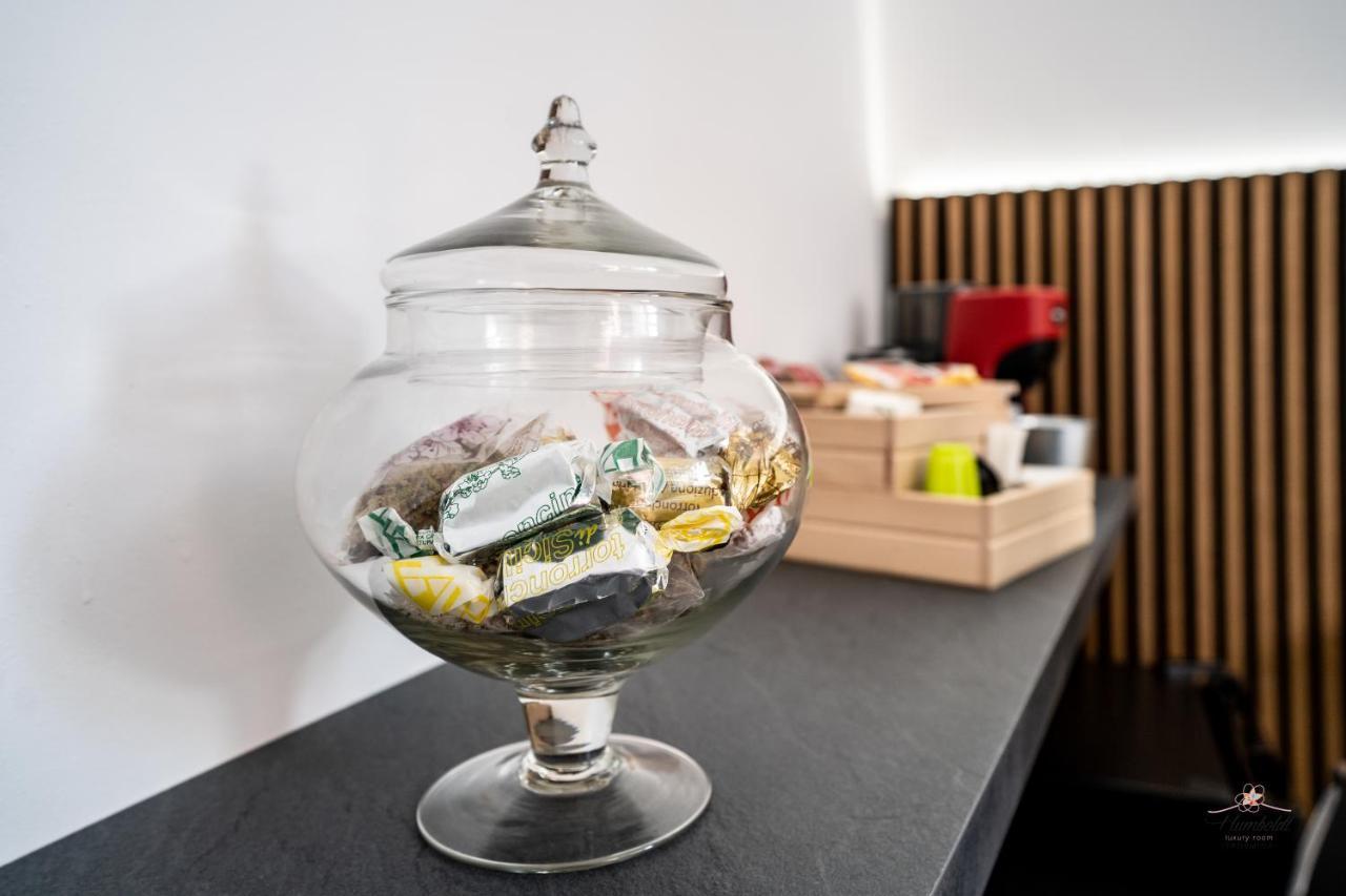 Humboldt Luxury Rooms Таормина Экстерьер фото