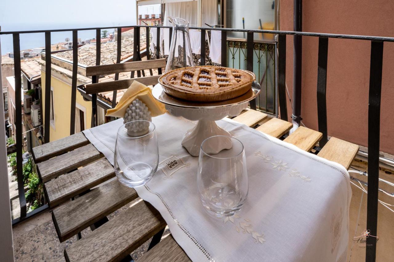 Humboldt Luxury Rooms Таормина Экстерьер фото