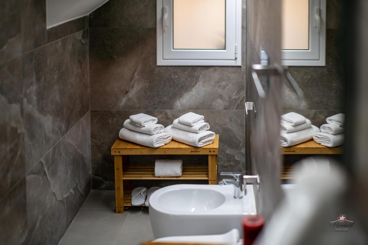 Humboldt Luxury Rooms Таормина Экстерьер фото