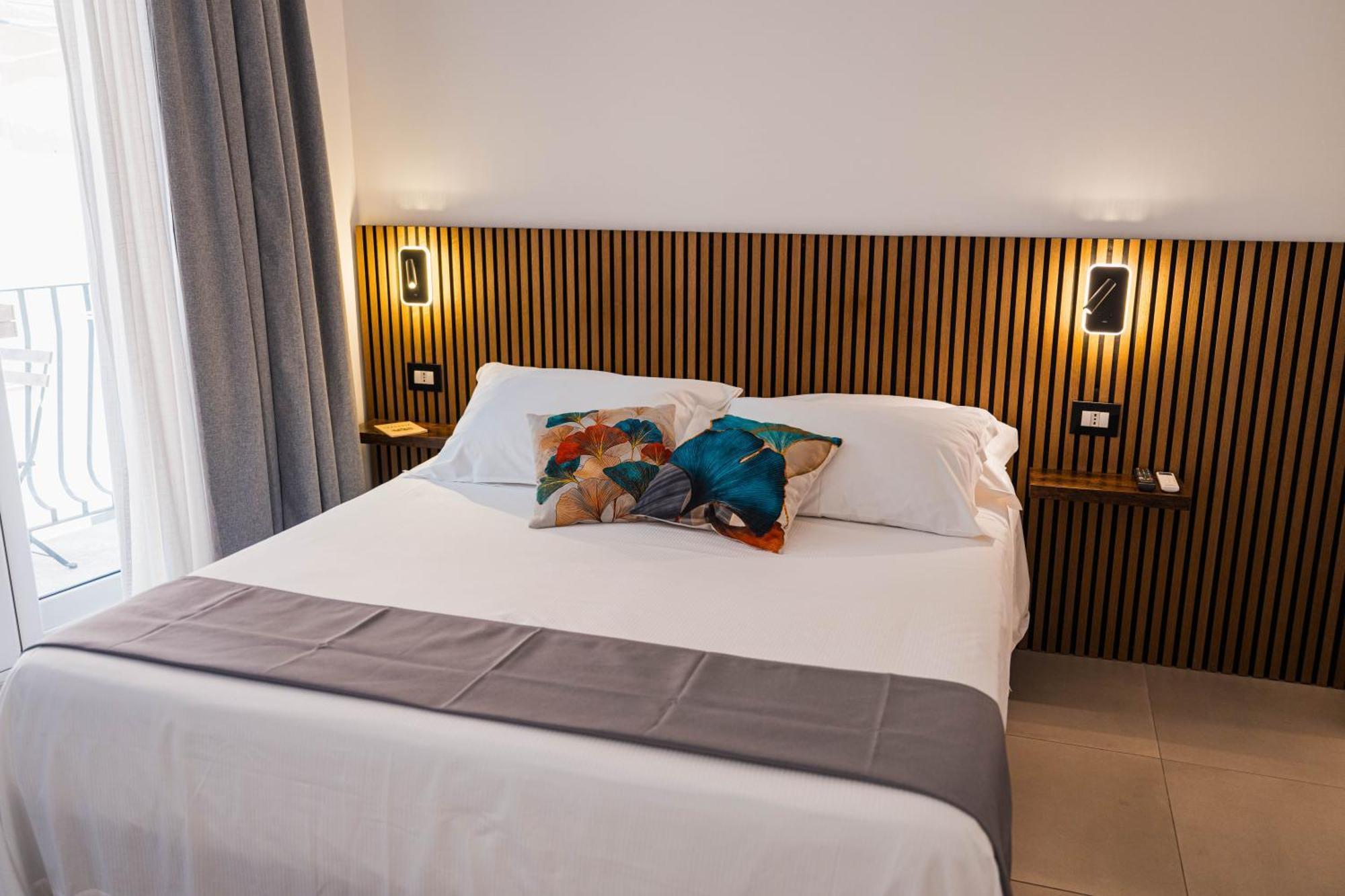 Humboldt Luxury Rooms Таормина Экстерьер фото